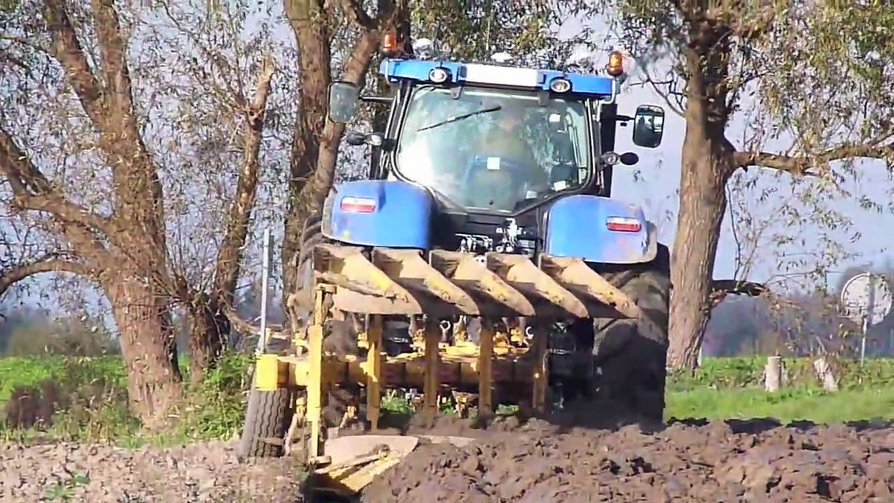 New Holland T7.235 - Loonbedrijf Fijnaart