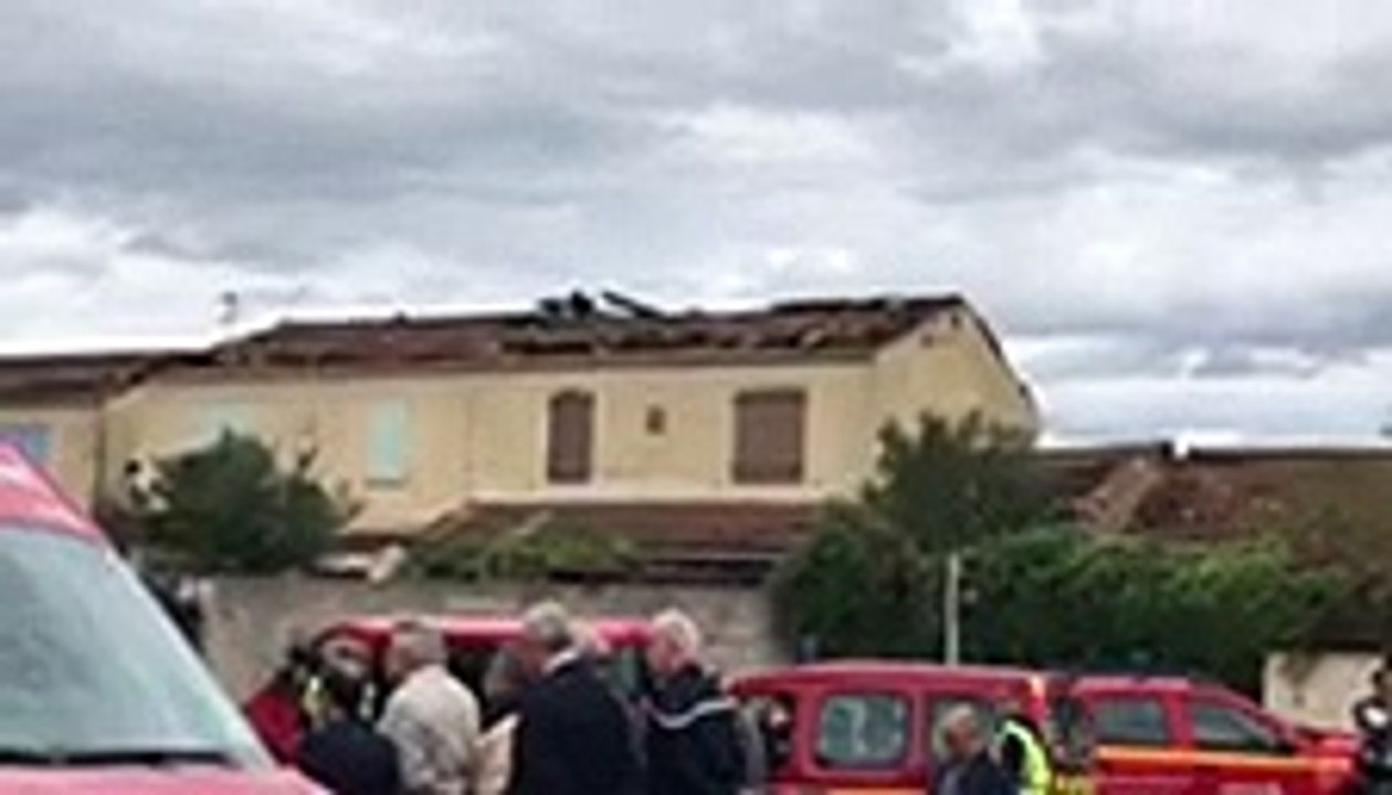 Mini tornade à Arles : d’impressionnants dégâts en vidéo