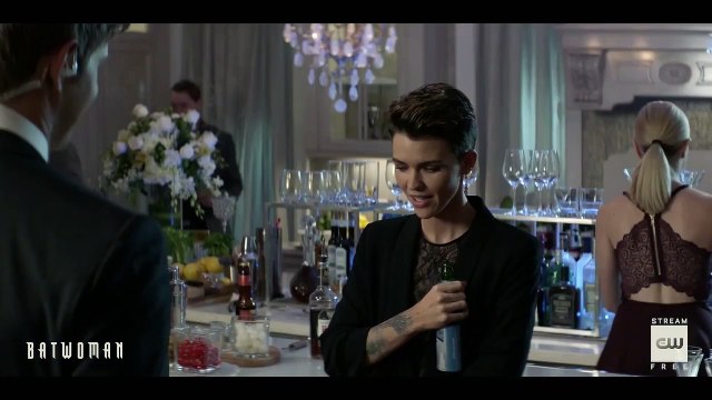 Batwoman Season 1 Episode 3 Extended Promo Down, Down, Down (2019)