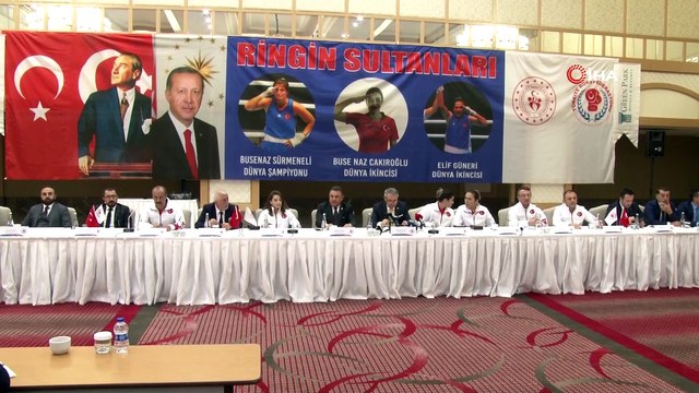 Busenaz Sürmeneli: “Olimpiyat kotası Türk halkını kesmez, olimpiyat madalyası lazım”