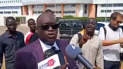 Ça chauffe entre Me Elhadj Diouf et Frapp-France Dégage