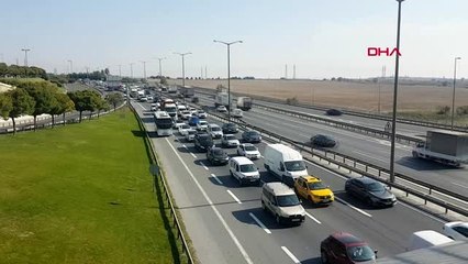 Esenyurt tem otoyolu'ndaki kaza trafiğe neden oldu