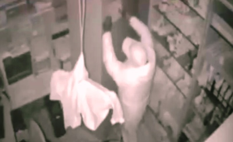 Video Sesto Fiorentino (FI) - Furto in farmacia, ladri individuati grazie al Dna (15.10.19)