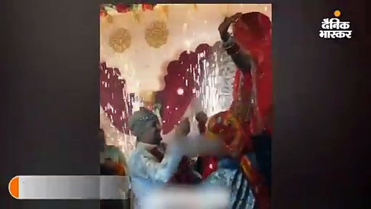 'लंदन ठुमक दा' गाने पर मोहेना का डांस