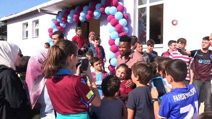 Onazi ve Doğan Erdoğan kütüphane açılışına katıldı