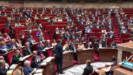 Port du voile : pour Edouard Philippe, "l'enjeu" n'est pas "de faire une loi sur les accompagnants scolaires"