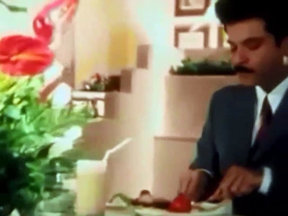 Ghoonghat Mein Chehra — Shankar Mahadevan, Vinod Rathod | From "Gharwali Baharwali" — 1998 | Hindi / Movie / Edition Prestige / Bollywood / Songs / Magic / Indian Collection / भाषा: हिंदी | बॉलीवुड की सबसे अच्छी