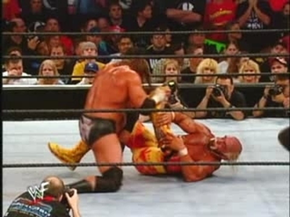 Hulk Hogan Defeats Triple H FOR THE WWF TITLE