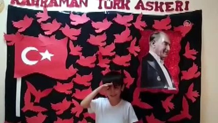 Öğrencilerden Barış Pınarı Harekatı'na anlamlı destek