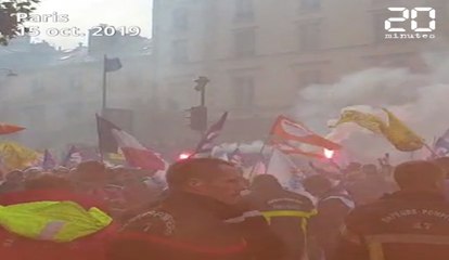 Paris: Des milliers de pompiers manifestent pour obtenir une revalorisation salariale