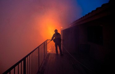 California's Massive Saddleridge Fire Has Torched 8,000 Acres of Land — and It's Still Burning