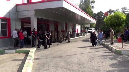 Münbiç'te yaralanan askerlere hastanede ziyaret