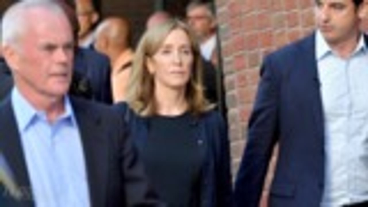 Felicity Huffman Reports to Federal Correctional Institution in Dublin to Serve Sentence | THR News