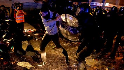 Continúan las tensas manifestaciones independentistas en Cataluña