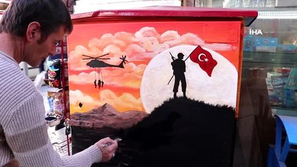 Gümüşhane'de caddelerdeki elektrik panoları sanat eserine dönüşüyor