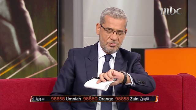 مصطفى الآغا يبارك لابنته في بداية حلقة صدى الملاعب