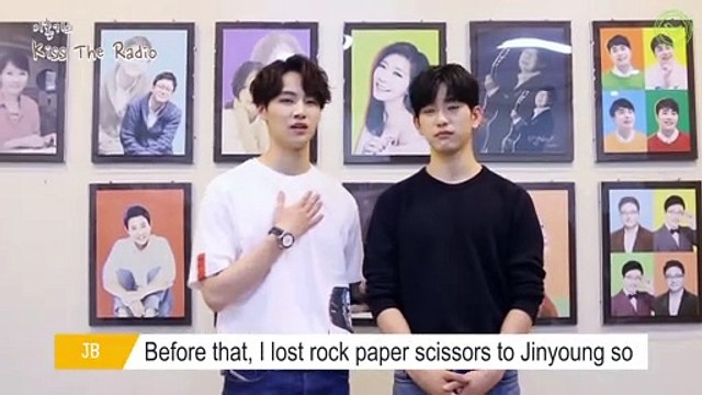 [Eng Sub] 170802 [JJP] Kiss The Radio - Drawing Names with Butts
