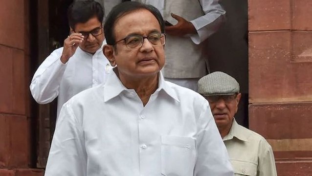 पी चिदंबरम से पूछताछ के लिए ईडी के तीन अधिकारी तिहाड़ जेल पहुंचे, गिरफ्तारी की तलवार लटकी