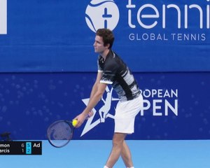 Anvers - Le point qui envoie Simon au deuxième tour