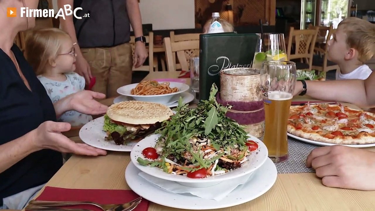 Café-Restaurant Platzerl – frische Salate, köstliche Pizzen & Kuchen in St. Ulrich am Pillersee