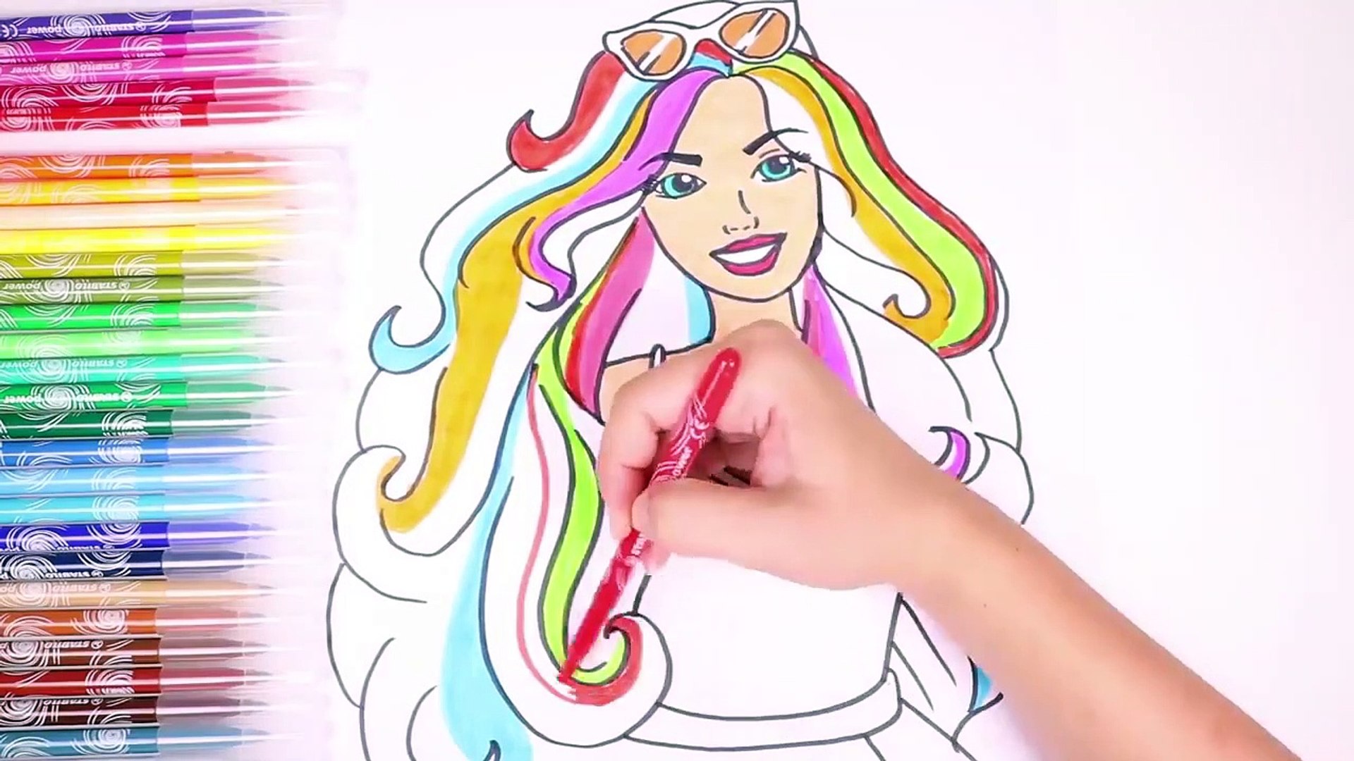 ❤ Colorear a Barbie con Arco Iris paso a paso ❤ Juegos para Pintar a Barbie  