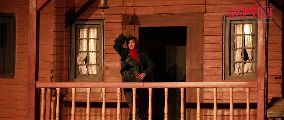 Enjoy the live stunt show in action as villains get into gunshots and brawls at Ramoji Film City.