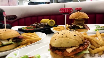 BIG MOE'S KE SHASHKAY - Food Review LAHORE PAKISTAN