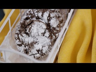 Dark Chocolate Crinkles Recipe | Yummy PH