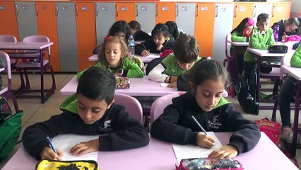 Öğrencilerden Mehmetçiklere duygu dolu mektup