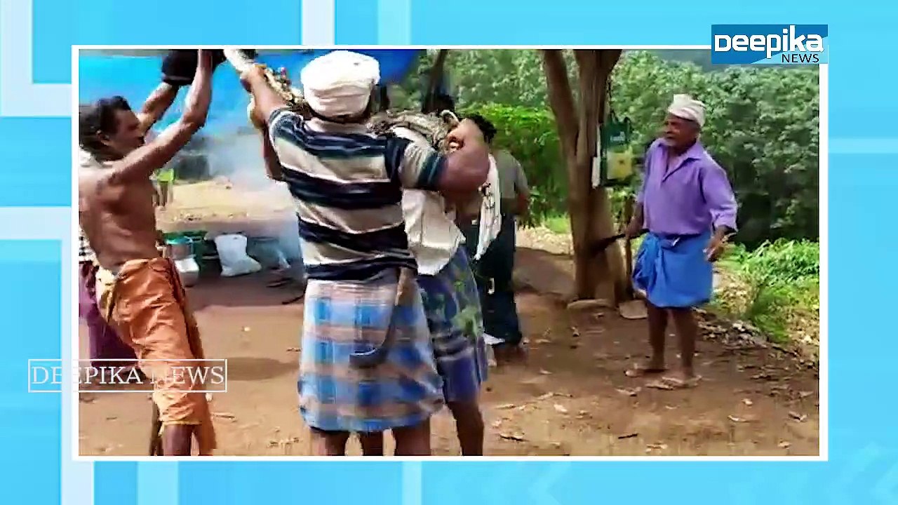 തൊഴിലാളിയുടെ കഴുത്തില്‍ ചുറ്റിവരഞ്ഞ് പെരുമ്പാമ്പ്, കൂട്ടുകാരുടെ ഇടപെടല്‍ തുണയായി Python Attacks
