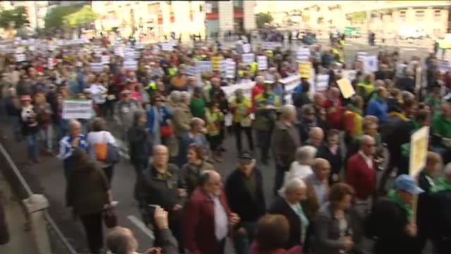 Protesta de pensionistas por las calles de Madrid