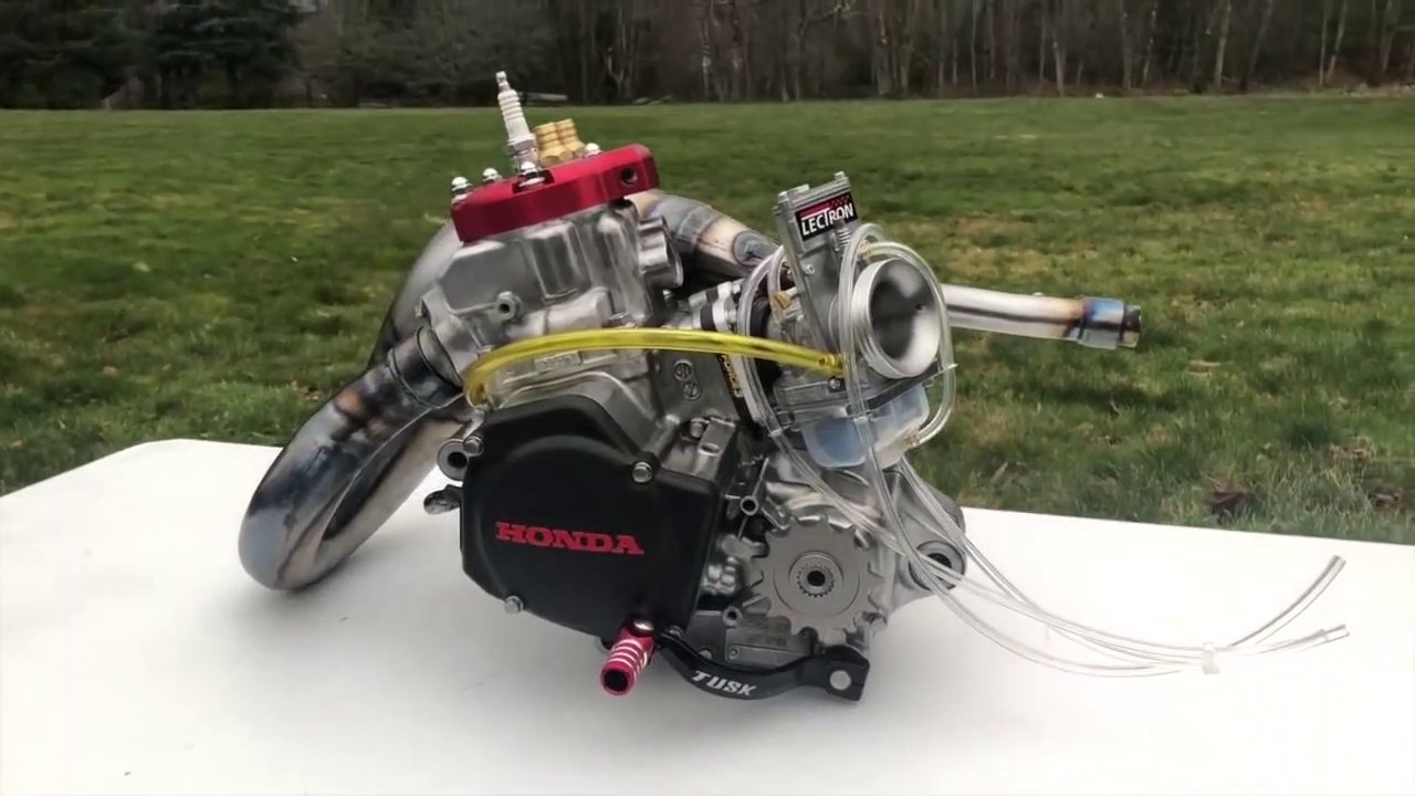 Building The Ultimate Two Stroke Engine! (Time Lapse)