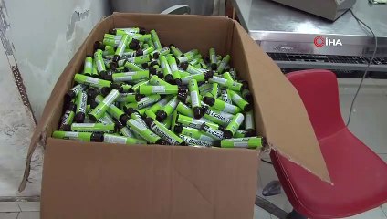 Beylikdüzü'nde merdiven altı sporcu takviye ürünü atölyesine baskın