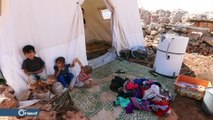نازحو مخيم الرحمة شمال إدلب يوجهون نداءات استغاثية للمنظمات الإنسانية - سوريا