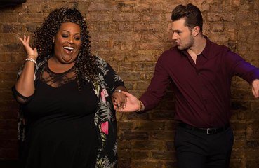 Curtis Pritchard meditates to help with body positivity