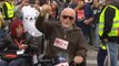 Miles de pensionistas se manifiestan en Madrid por unas pensiones dignas