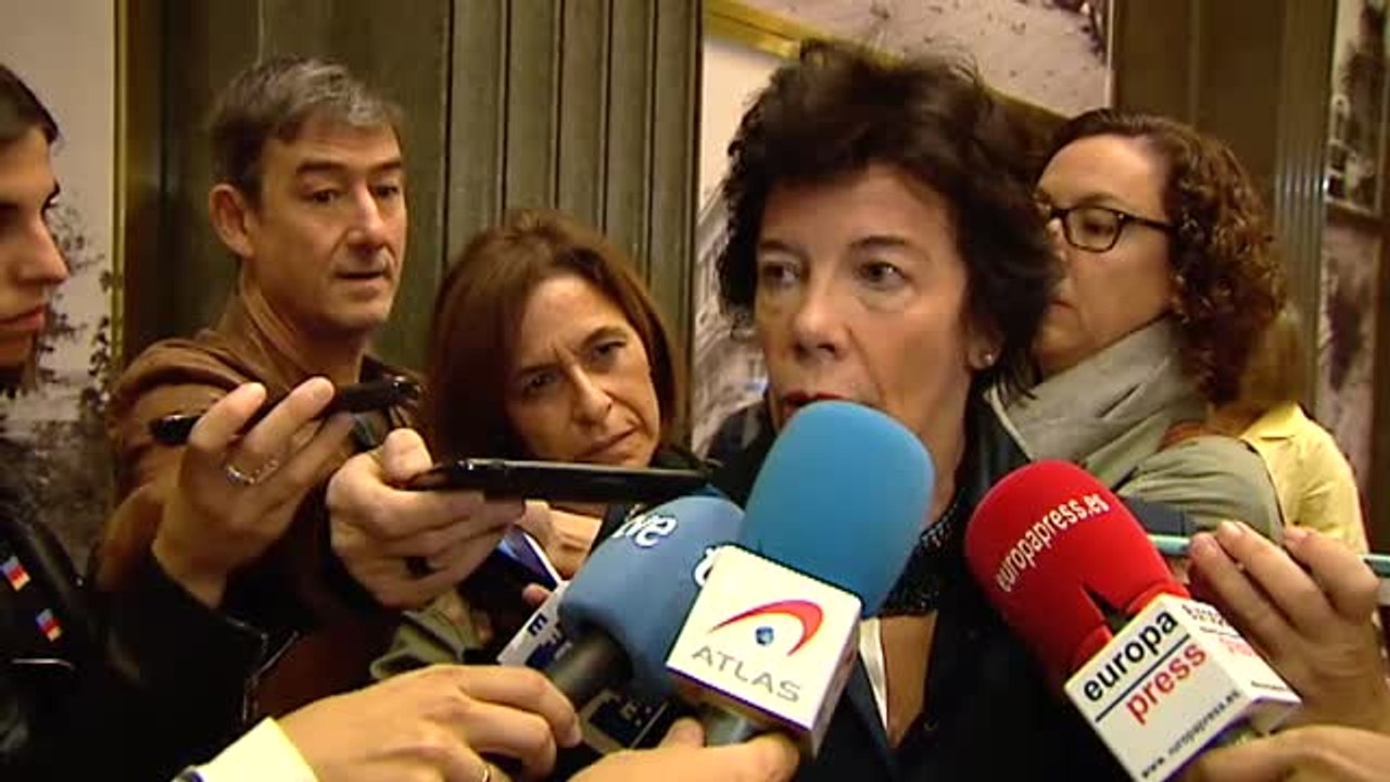 Sánchez se reúne con los líderes de la oposición para tratar la situación en Cataluña