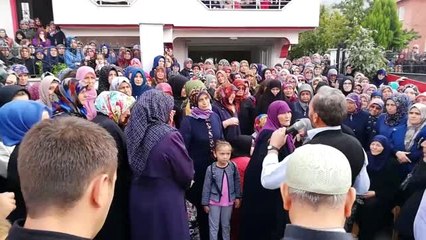 Manisa'da kazada ölen anne ve bebeği toprağa verildi