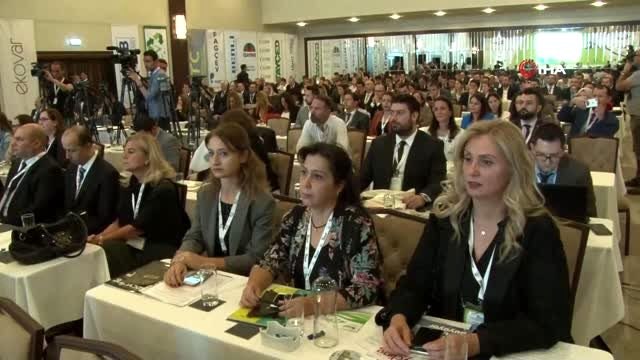 Bakan Kurum: Poşet kullanımı yüzde 80 azaldı, hedefimiz yüzde 90 azaltmak