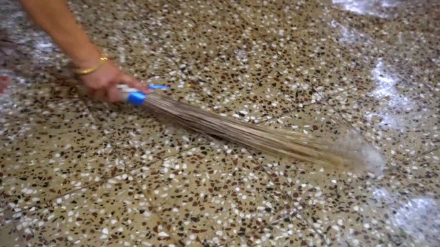 Ghar ki saaf safayi karne ka sahi tareeka