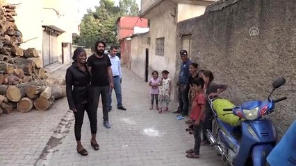 ABD'li sanatçı Della Miles'ten Barış Pınarı Harekatı'na destek