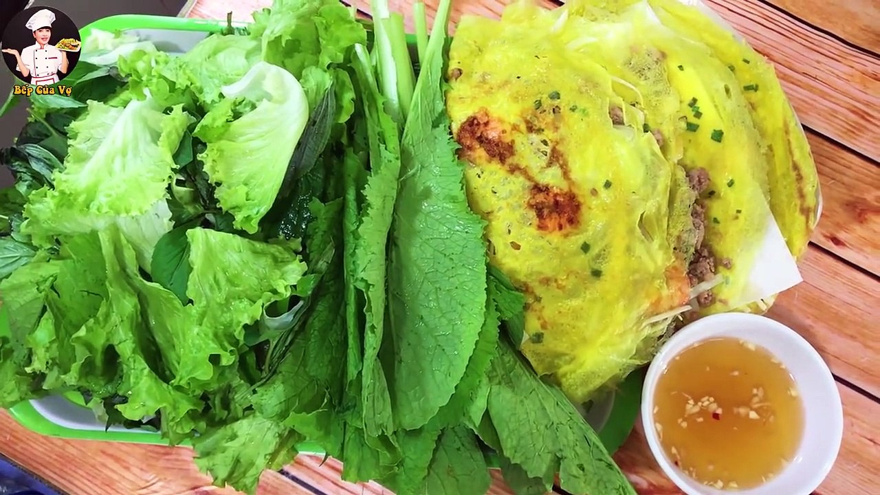 BÁNH XÈO  - Cách đỗ bánh xèo thơm ngon giòn tan - Bếp Của Vợ