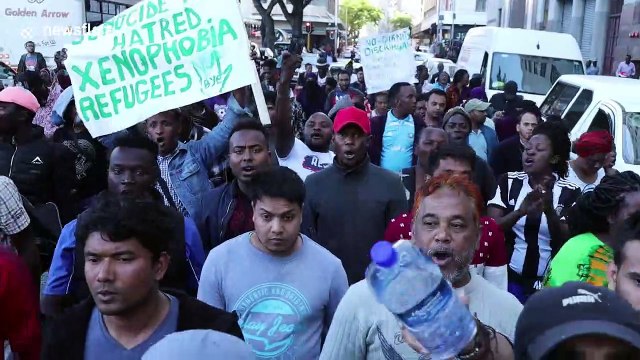 Refugees march through Cape Town demanding assistance to leave South Africa