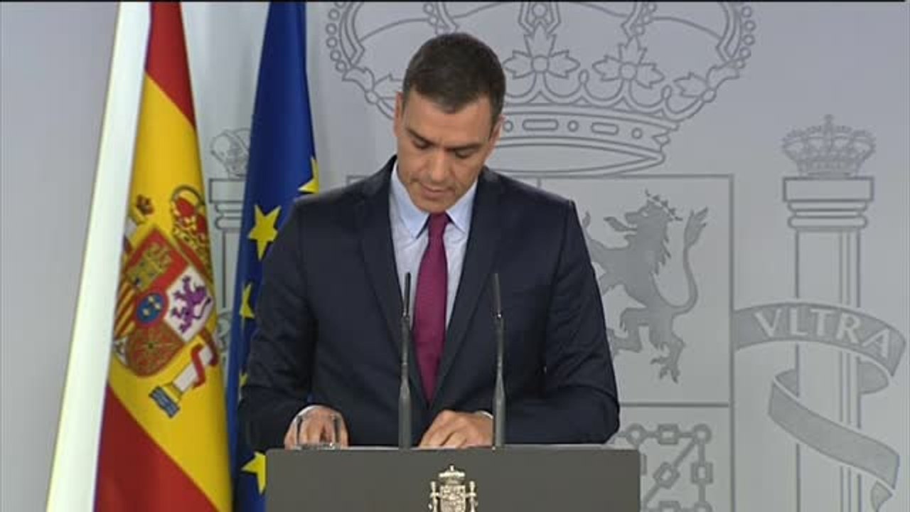 Sánchez pide a Torra que condene "sin excusas ni paliativos" el uso de la violencia en Cataluña