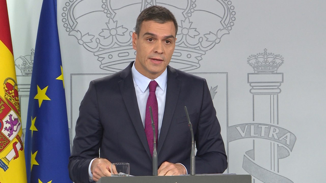 Sánchez exige a Torra que condene "sin excusas" el uso de la violencia