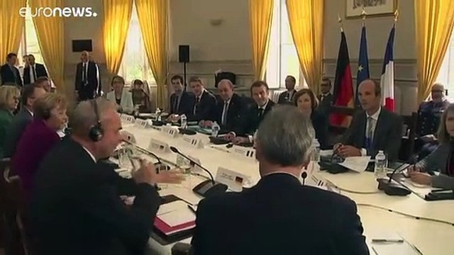 Париж и Берлин призвали Анкару остановить операцию в Сирии