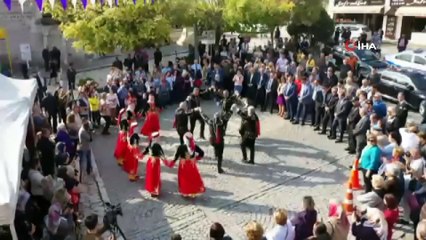 Safran Festivali kortej yürüyüşüyle başladı