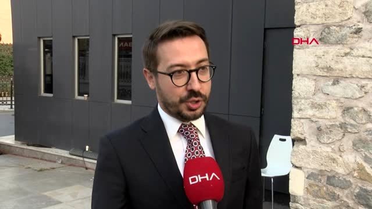 Cumhurbaşkanı erdoğan'ın yabancı medya temsilcileriyle toplantısına katılan gazetecilerden...