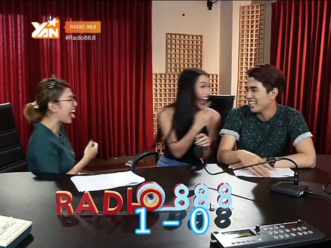 RADIO 88.8 II ''Gái ế'' Yaya Trương Nhi quậy tưng với chuyện tình tay ba II YANNEWS