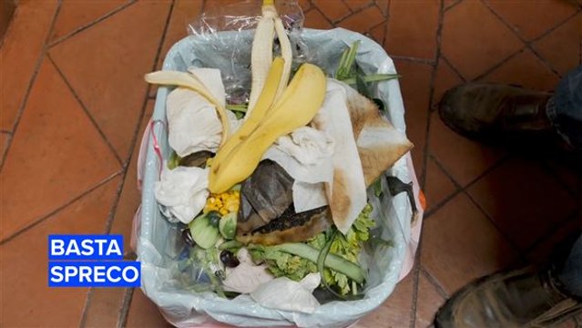 Basta sprecare il cibo!